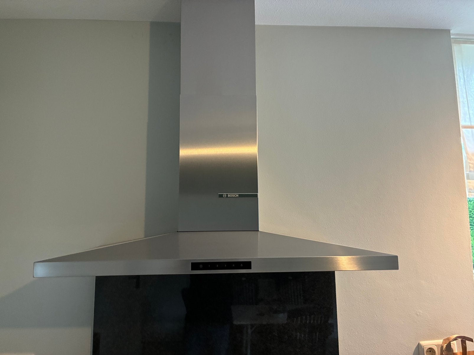 Bosch Afzuigkap 90cm DWQ96DM50, Witgoed en Apparatuur, Afzuigkappen, Ophalen, Gebruikt, Wandschouwkap, Motor