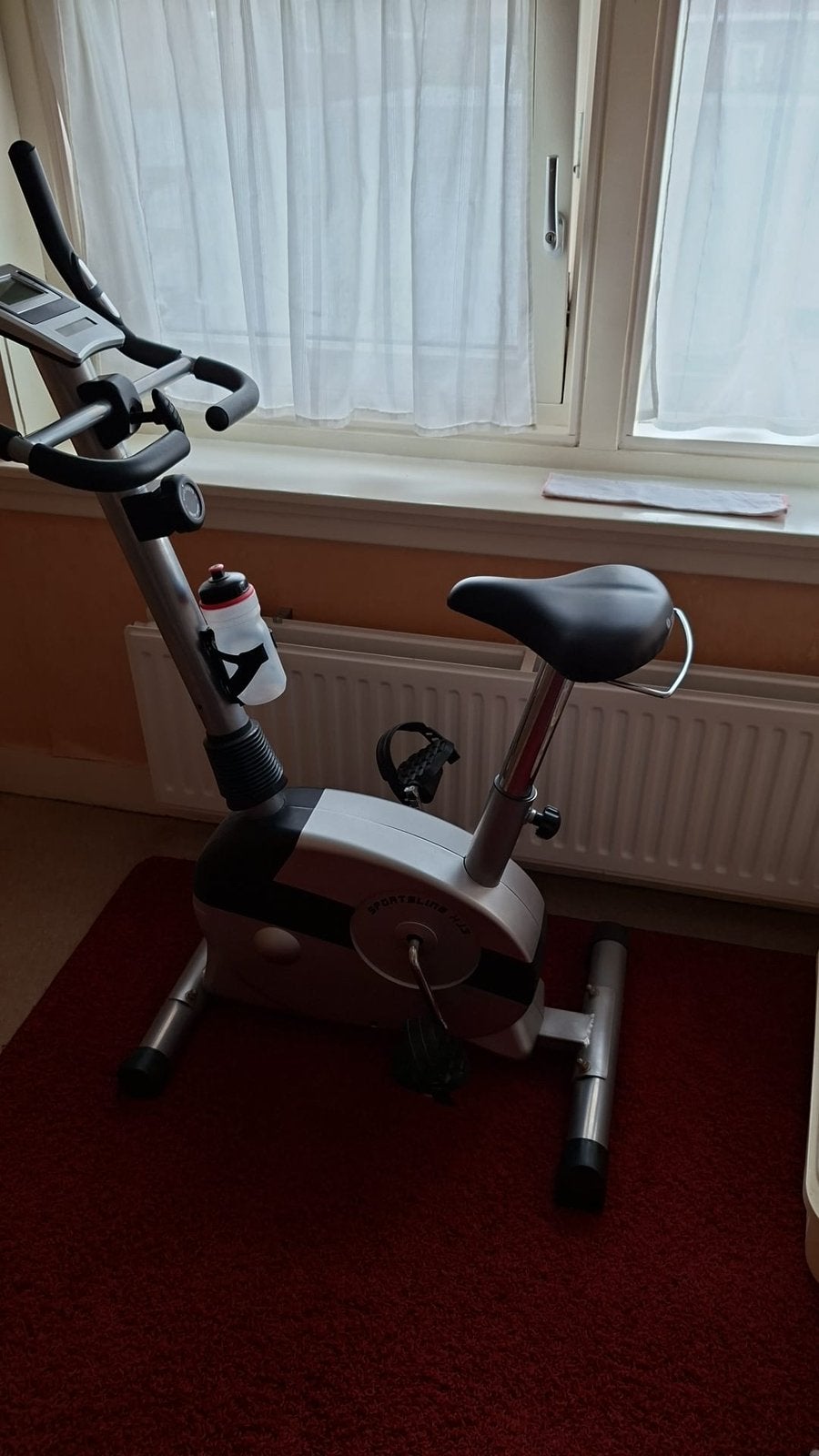 Hometrainer, Sport en Fitness, Ophalen, Overige materialen, Gebruikt, Rug