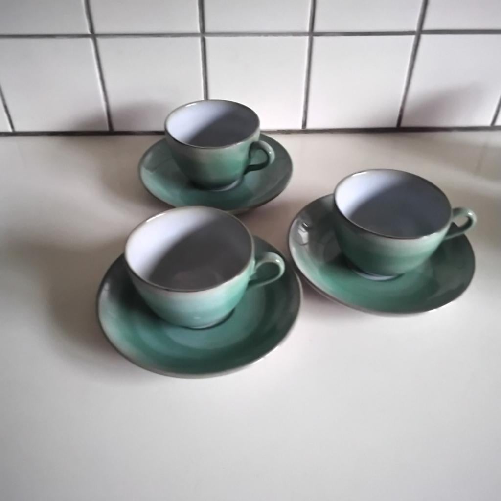 Volendams aardewerk  groen, Huis en Inrichting, Keuken | Servies, Ophalen of Verzenden, Zo goed als nieuw, Overige stijlen, Kop(pen) en/of Schotel(s)