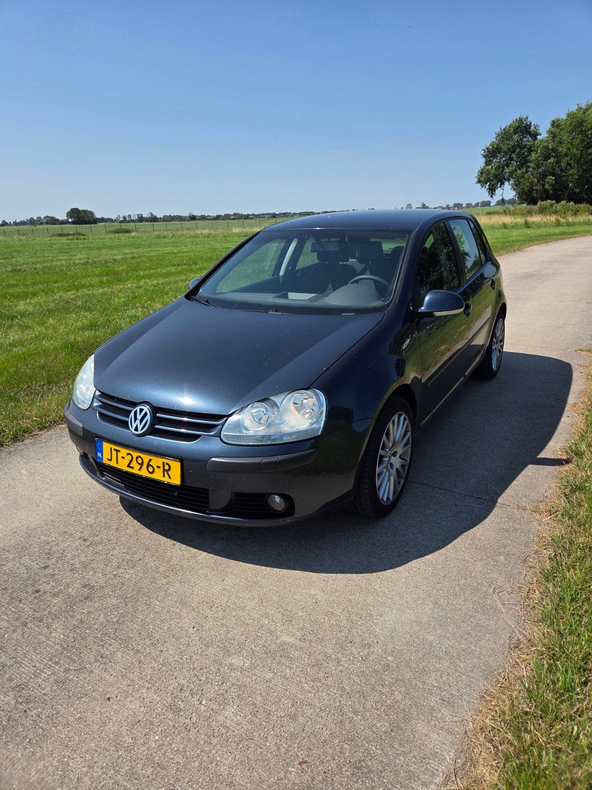 Volkswagen 2005 Blauw Nieuwe APK, Auto's, Voorwielaandrijving, Stof, Zwart, 4 cilinders