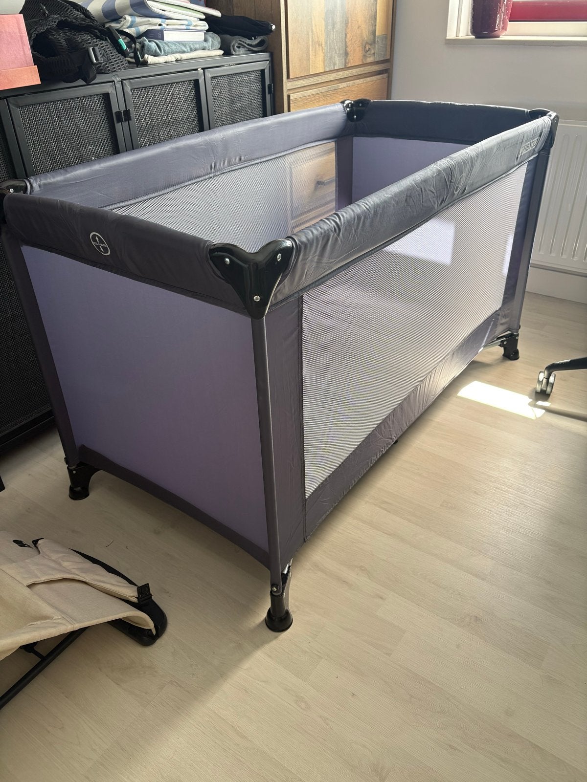 Campingbedje 120x60 - Handig en Compact Reisbedje, Ophalen, Zo goed als nieuw, Reisbedje