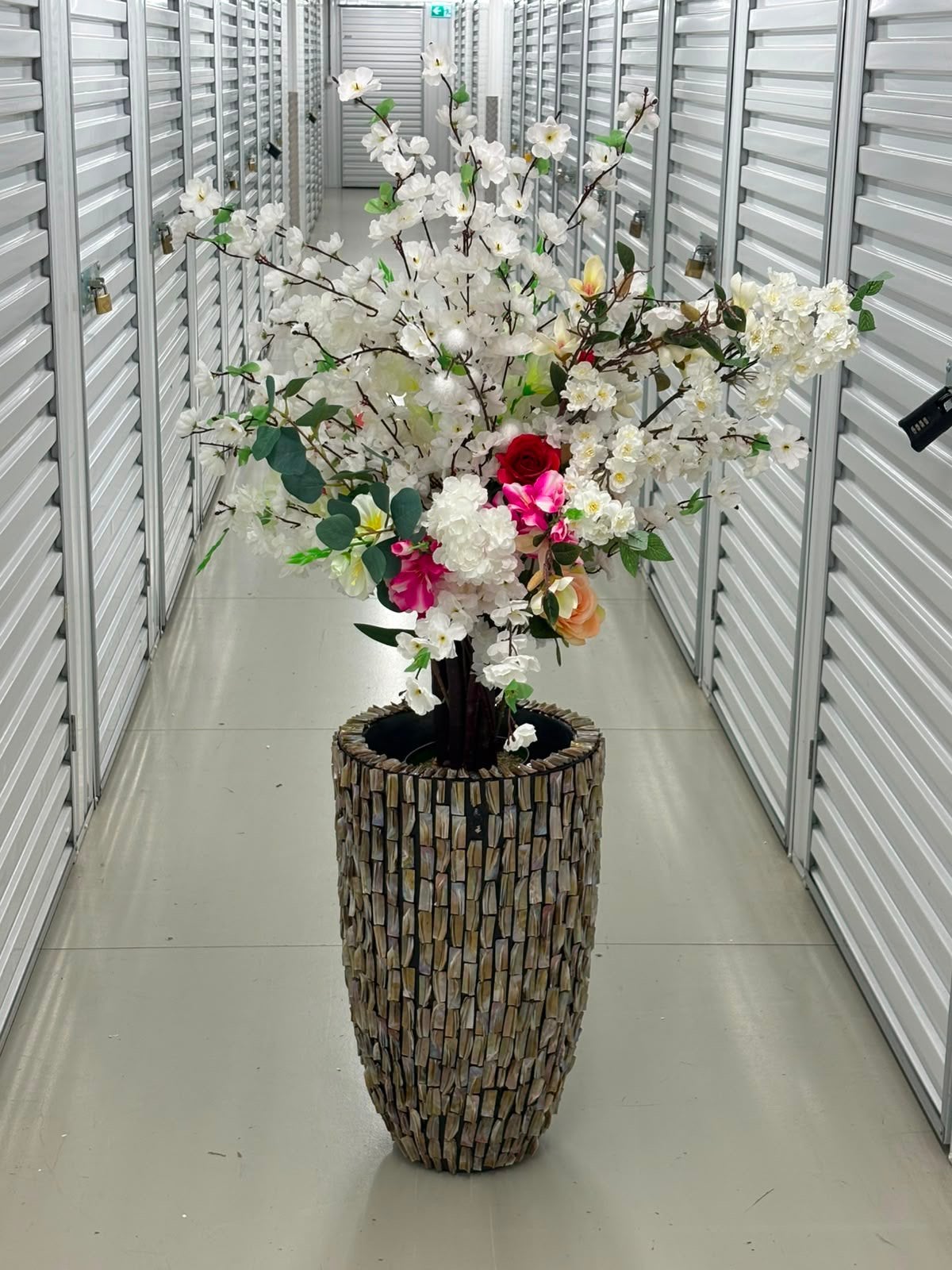 Schelpenvazen met bloesems, Ophalen of Verzenden, Zo goed als nieuw