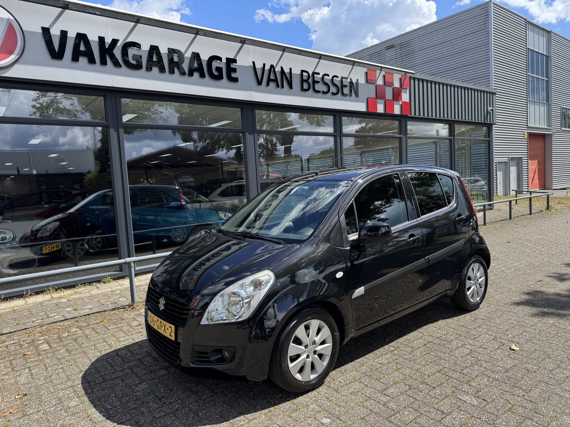 Suzuki Splash 1.2 Exclusive HOGE ZIT-AUTOMAAT-AIRCO, Auto's, 4 cilinders, Zwart, Origineel Nederlands, Bedrijf