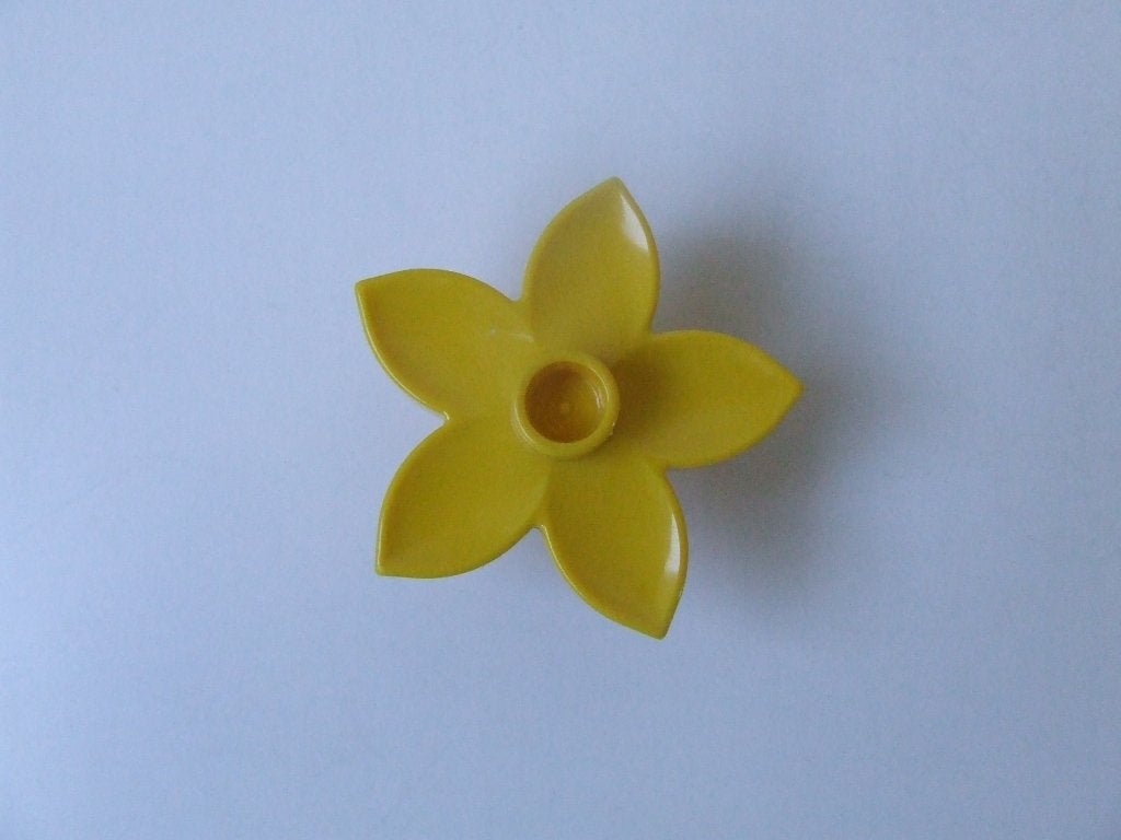 Gele Duplo bloem met 1 nop, Ophalen of Verzenden, Zo goed als nieuw, Accessoire, Duplo