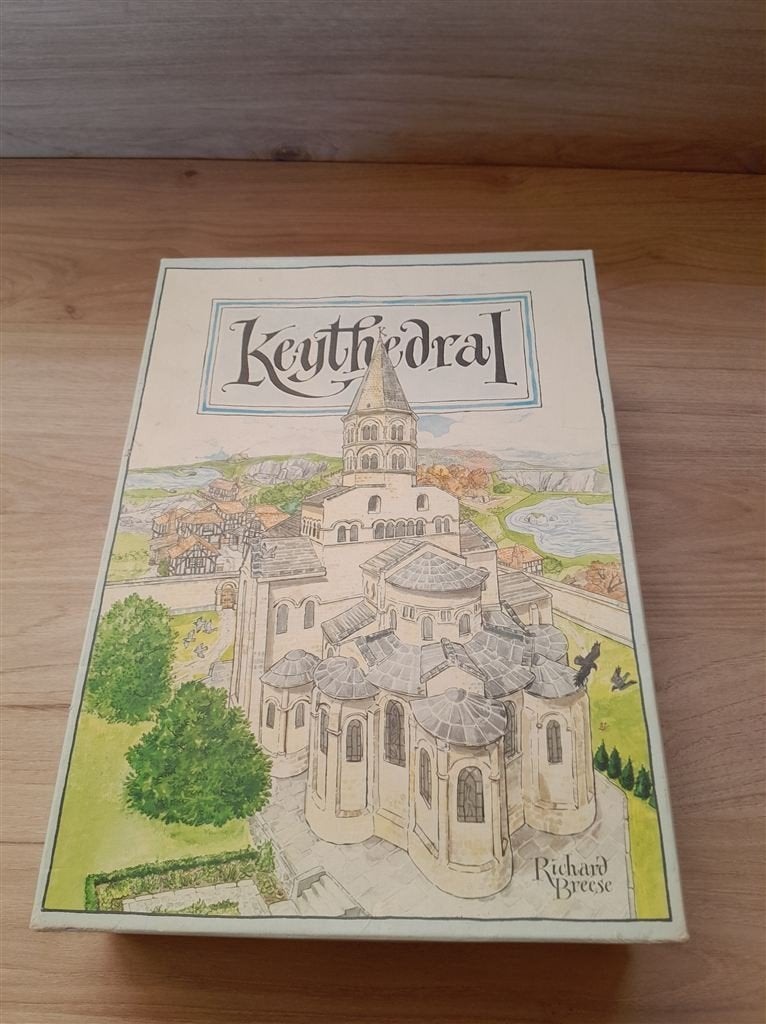 KeyThedral - s3771, Hobby en Vrije tijd, Verzenden, Zo goed als nieuw