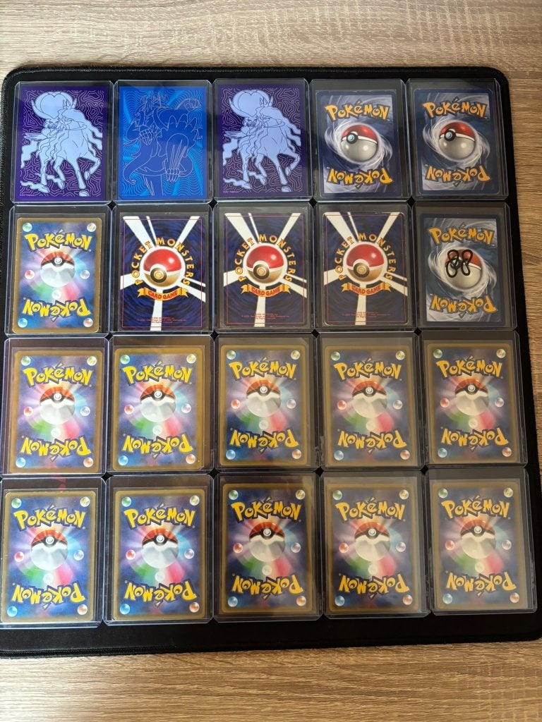 Foto 3 van Pokémon collectie + binder, case, sleeves & toploaders