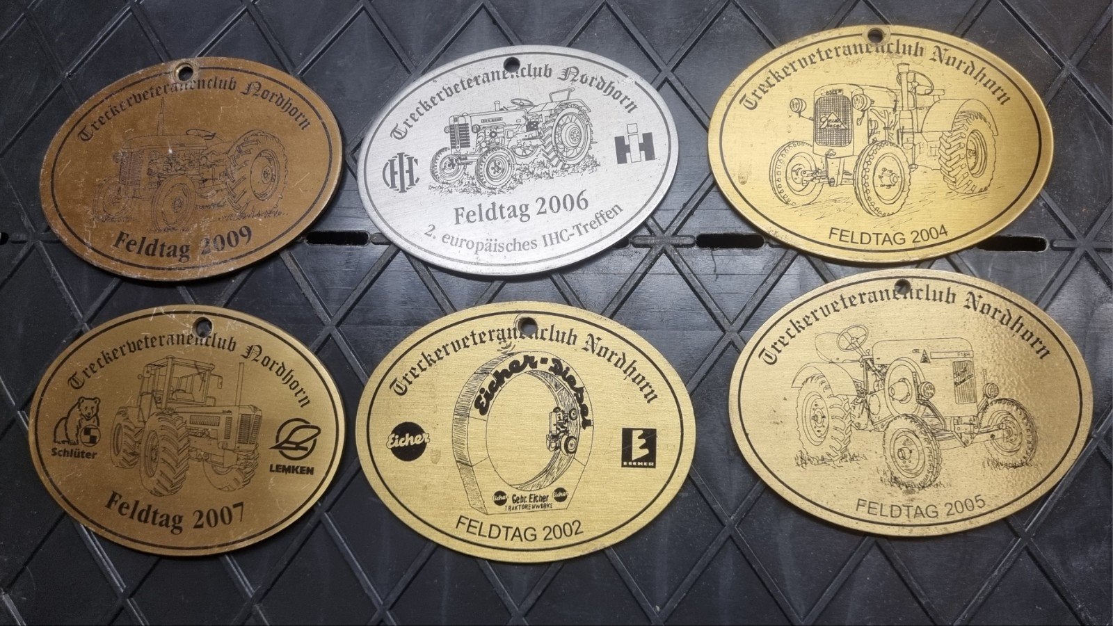 Div. decoratieve items: borden, schalen, wieldop, plaquett, Ophalen of Verzenden