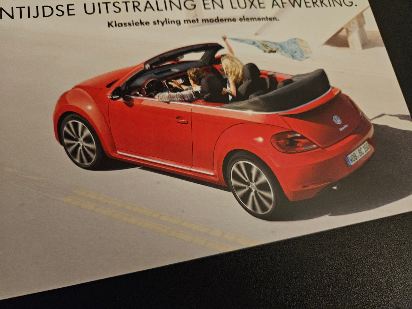 Brochure Volkswagen Beetle & Beetle Cabrio 2013, Ophalen of Verzenden, Zo goed als nieuw, Volkswagen