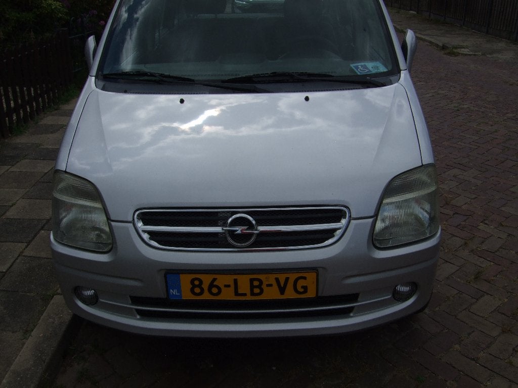 Opel Agila 1.2 I 16V 2002 Grijs, Auto's, Opel, Voorwielaandrijving, 74 pk, 31 €/maand, 4 stoelen