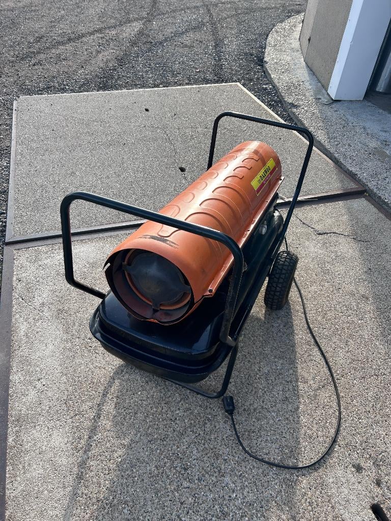 Daewoo Diesel Heteluchtverwarmer DLT-FA215K, Ophalen, Gebruikt