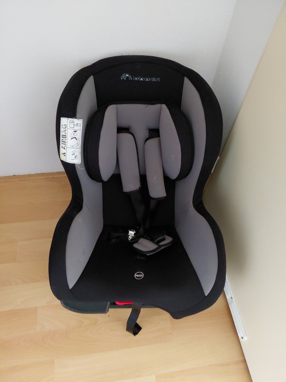 Bébé Confort autostoel - Zwart/Grijs, Overige merken, 0 t/m 18 kg, Verstelbare rugleuning, Ophalen of Verzenden