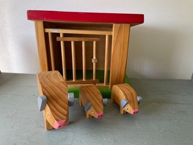 Houten vintage dierenstal / huisje voor varkens / kooi., Kinderen en Baby's, Speelgoed | Houten speelgoed, Ophalen, Zo goed als nieuw