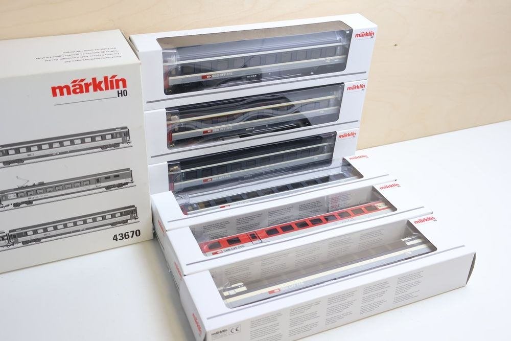 MÄRKLIN 43670: zesdelige set Eurocity rijtuigen van de SBB, Hobby en Vrije tijd, Wisselstroom, Treinset, Ophalen of Verzenden