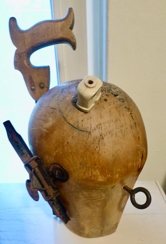 Dadaïstische Assemblage "Mechanical Head", Antiek en Kunst, Ophalen of Verzenden, Handgemaakt, 20 - 50 cm, Beeld
