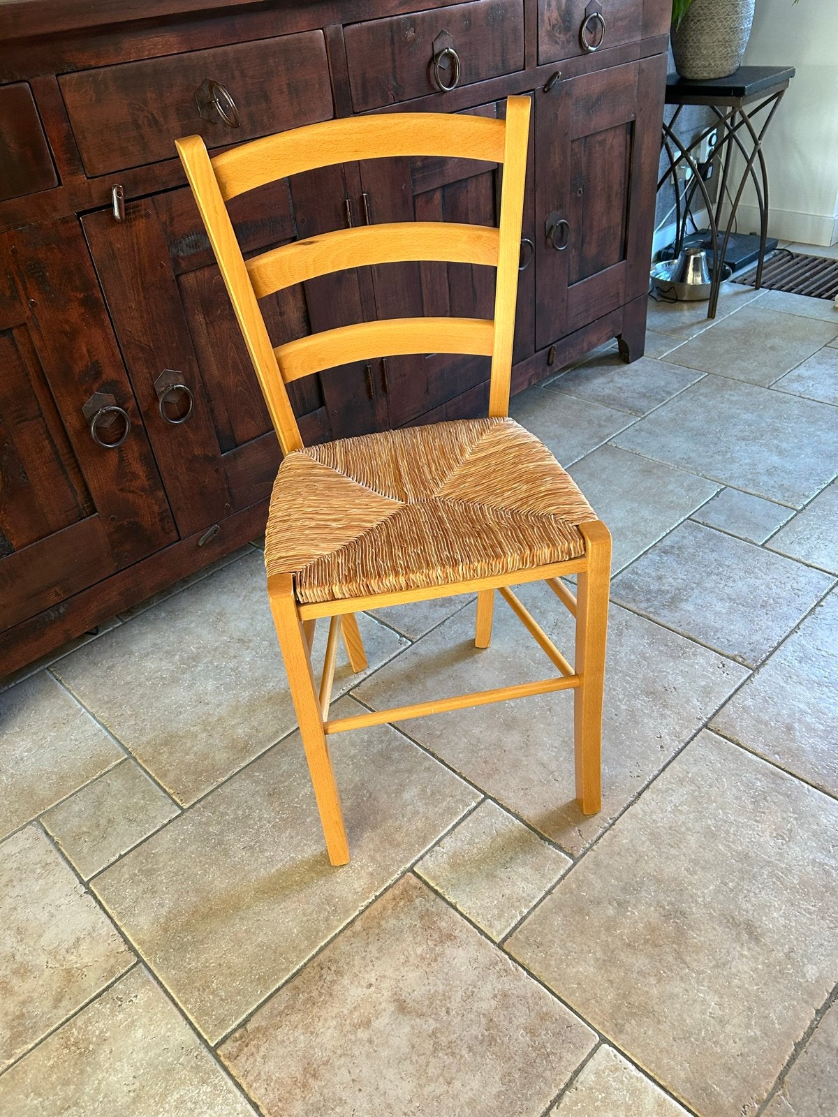Houten stoel met rieten zitting, Huis en Inrichting, Stoelen, Gebruikt, Eén, Hout, Overige kleuren, Ophalen