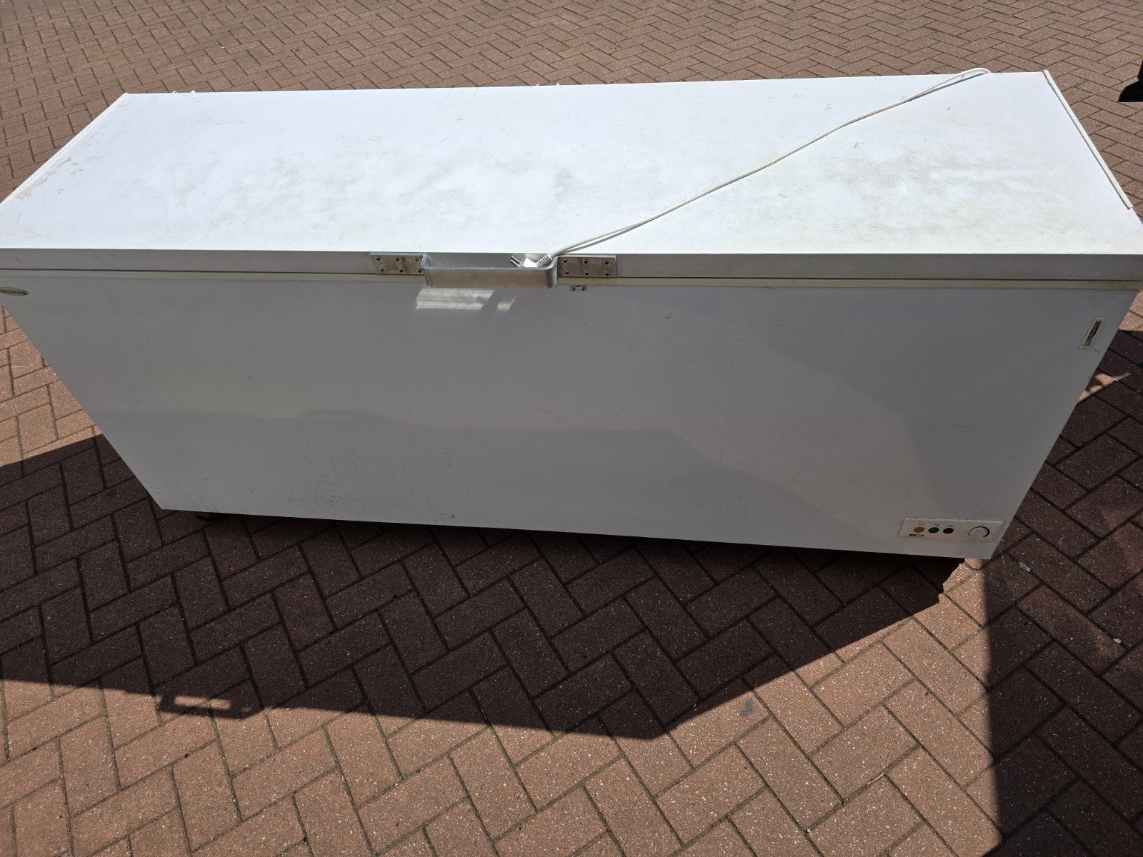 Zeer grote vrieskist 646 liter inhoud, Ophalen, Gebruikt, 60 tot 90 cm, 160 cm of meer