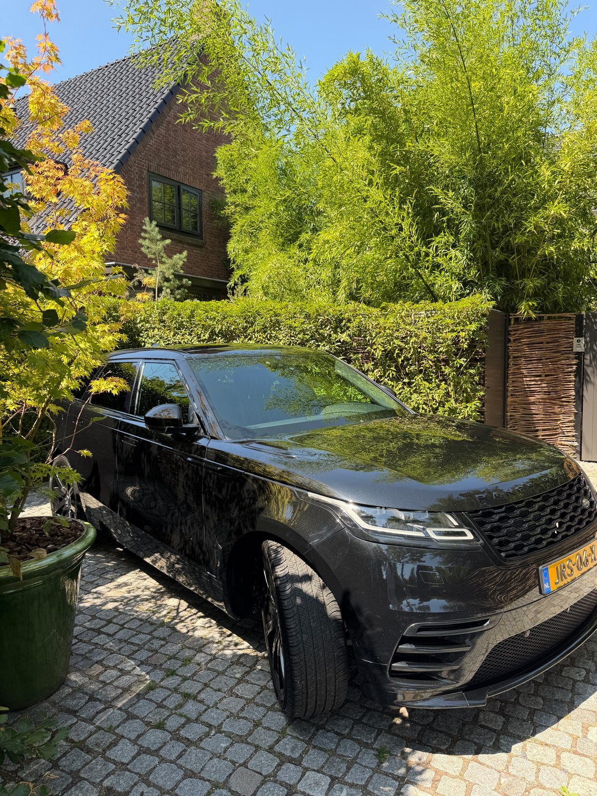 Range Rover Velar p300 2.0 300pk AWD AUT 2019 Zwart, Automaat, 4 cilinders, Range Rover Velar, Zwart