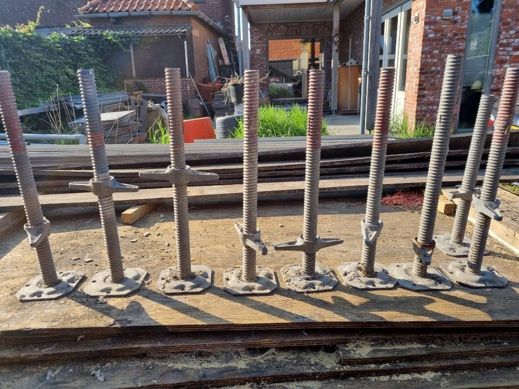 8 stuks layer steiger voeten, Doe-het-zelf en Verbouw, Steigers, Ophalen, Gebruikt, Gevelsteiger, Minder dan 2 meter