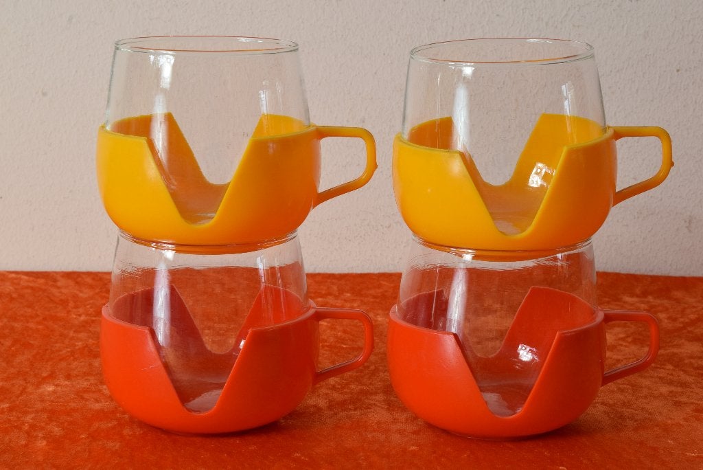 Set van 4 retro vintage theeglazen in gekleurde houder, Gebruikt, Overige merken, Vintage, Ophalen of Verzenden