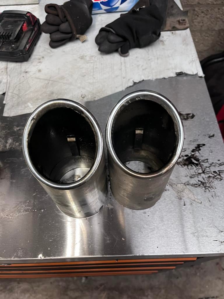 Originele Audi sierstukken Uitlaat MOOI !!, Auto-onderdelen, Uitlaatsystemen, Ophalen of Verzenden, Nieuw, Audi