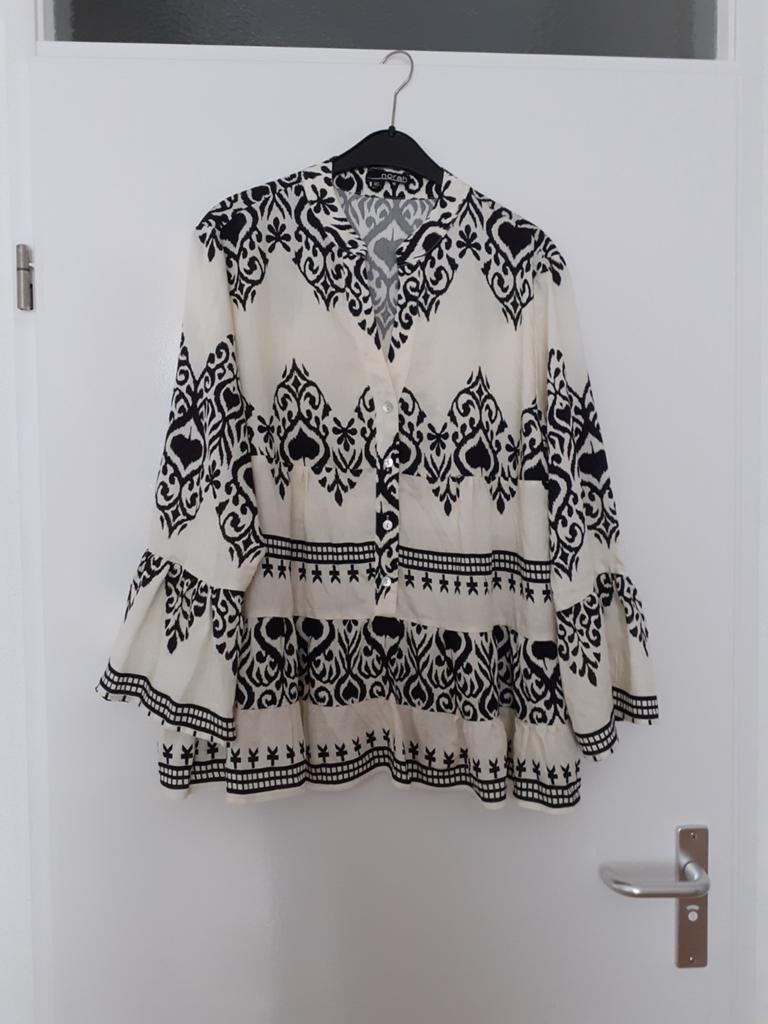 Nieuwe beige/zwarte blouse maat 40, Kleding | Dames, Blouses en Tunieken, Ophalen of Verzenden, Nieuw, Maat 38/40 (M), Beige