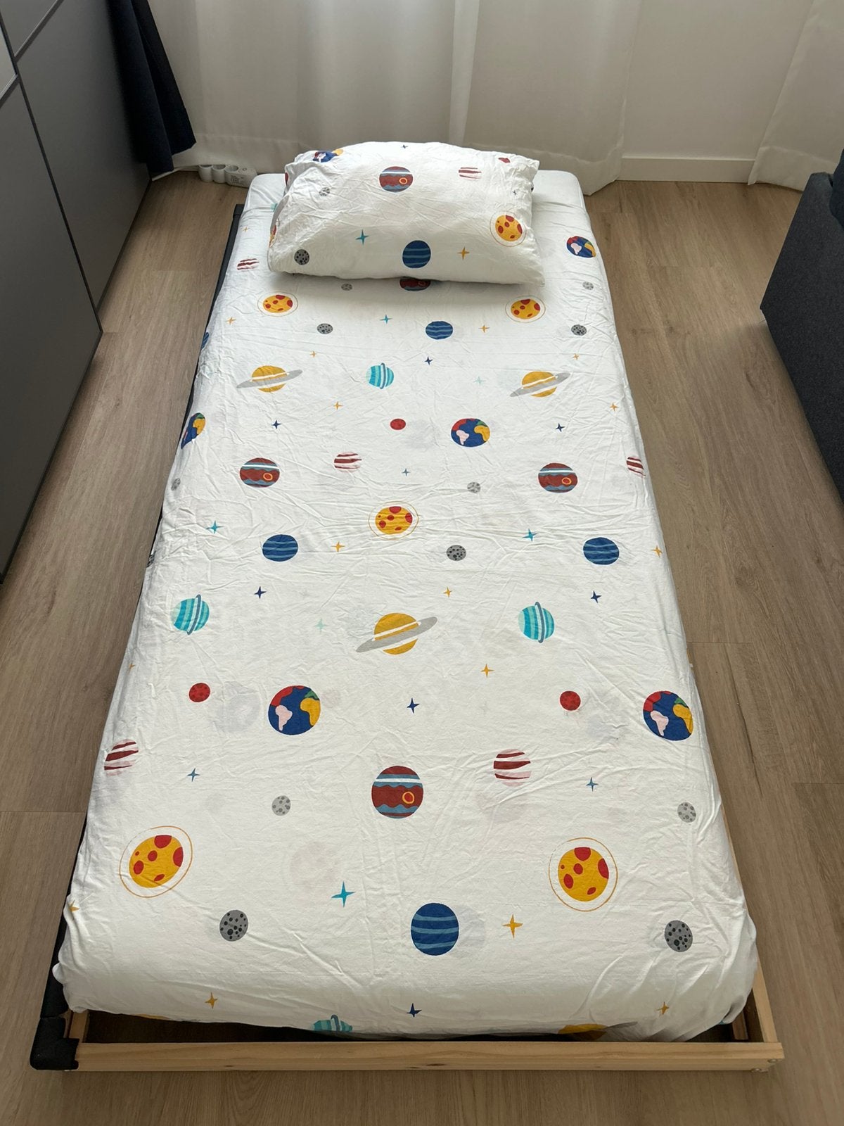 Montessori kid’s floorbed 90x120 + mattress + 2 bedsheets, Kinderen en Baby's, Kinderkamer | Bedden, Ophalen, Minder dan 140 cm