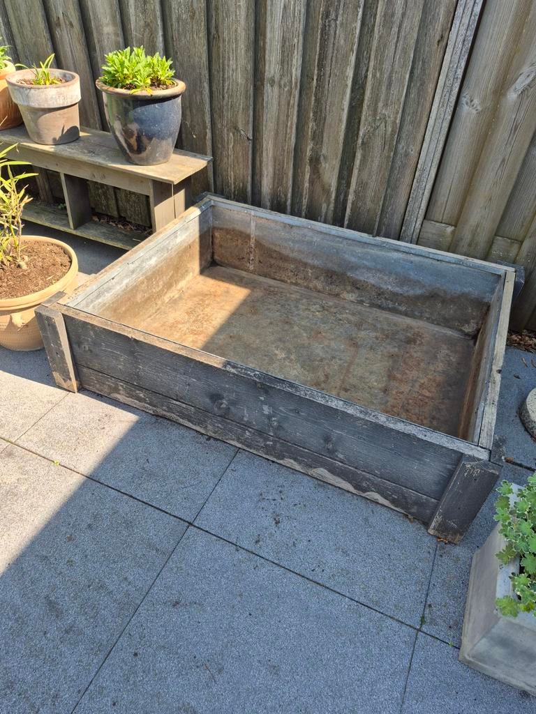 Gratis af te halen: Grote zinken bak met houten ombouw, Ophalen, Overige materialen, Gebruikt, 100 cm of meer