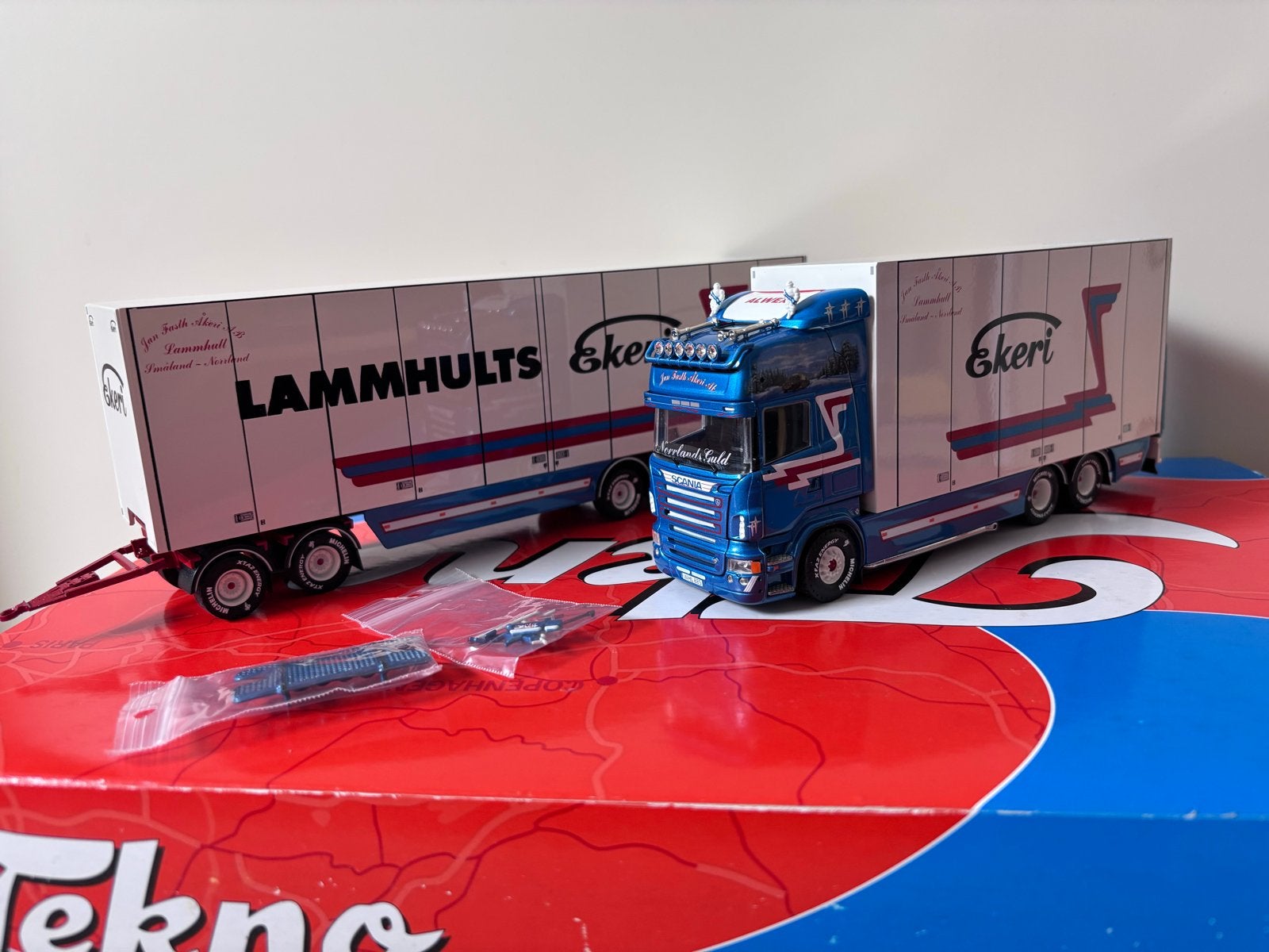 Tekno Scania Lammhults Ekeri, Ophalen of Verzenden, Zo goed als nieuw, Bus of Vrachtwagen, Tekno