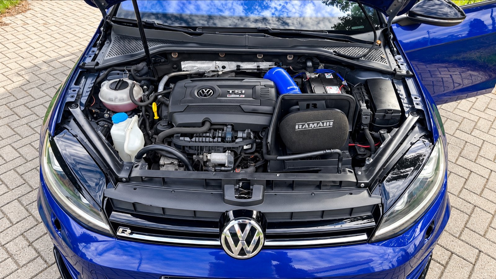 Foto 7 van Volkswagen Golf 7R 4MOTION Lapiz Blue 420PK!