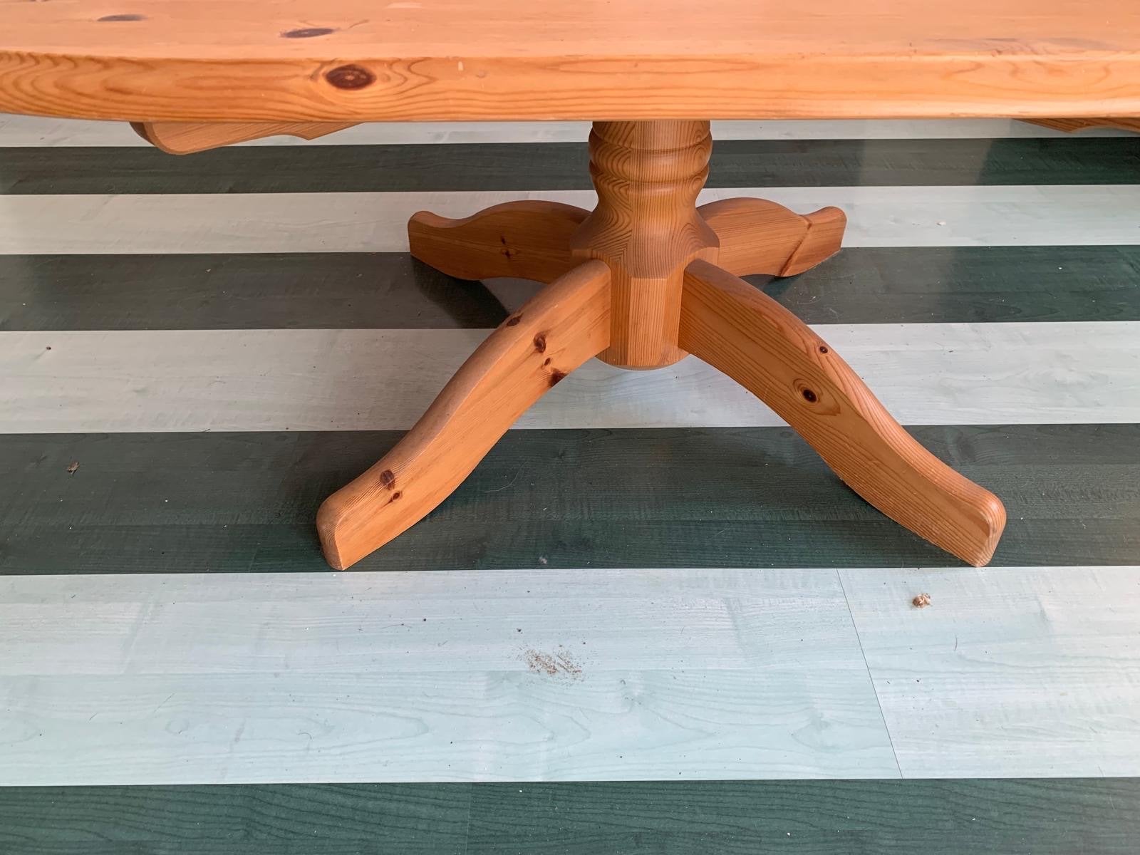 Ovale grenen salontafel met centrale poot, Ophalen, Gebruikt, 100 tot 150 cm, 50 tot 100 cm