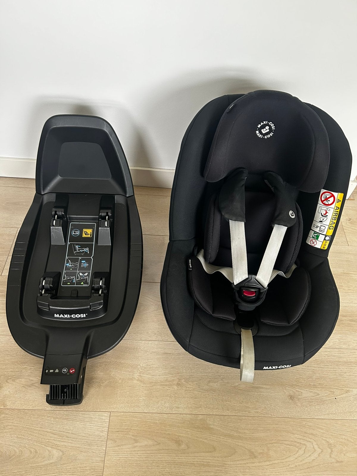 Autostoel Maxi Cosi Pearl Pro2 i-Size en base Familyfix 3, Ophalen, Verstelbare rugleuning, Gebruikt, 0 t/m 18 kg