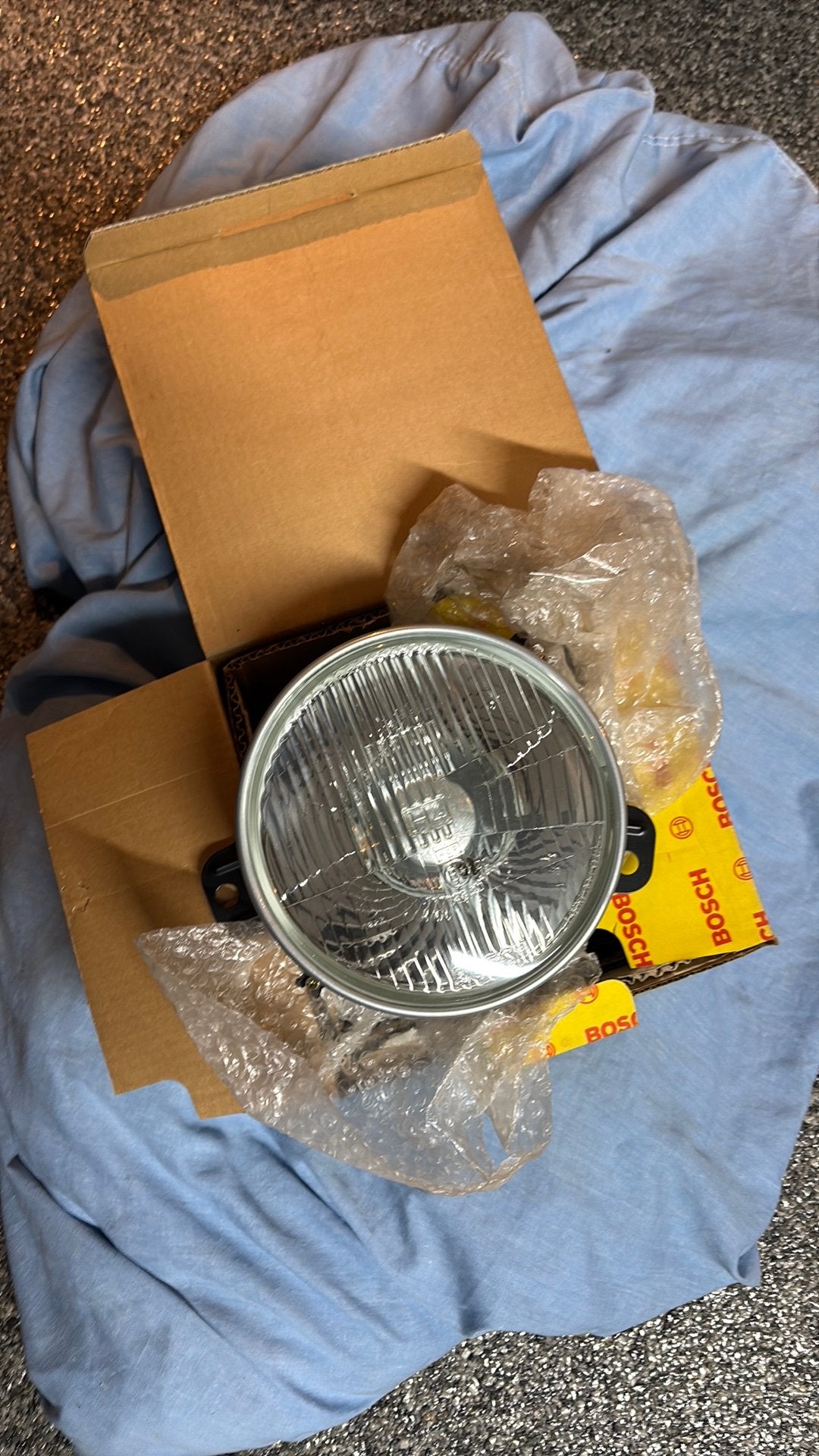 Nieuwe koplamp bmw e21, Auto-onderdelen, Ophalen of Verzenden, Nieuw, BMW