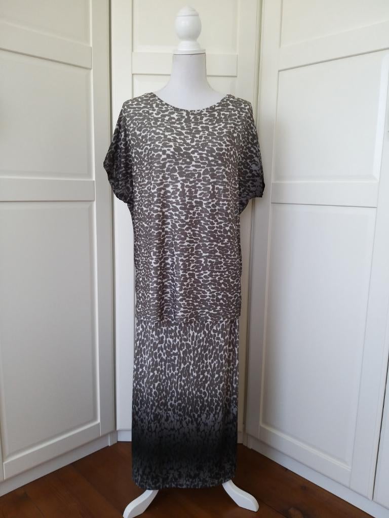 Anna van Toor zgan panter print set (rok en top) M L XL, Kostuum of Pak, Anna van Toor, Maat 46/48 (XL) of groter, Ophalen of Verzenden