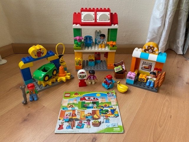 Duplo, stadsplein: huis garage supermarkt pop, set 10836, Gebruikt, Inclusief instructies, Ophalen of Verzenden, Duplo