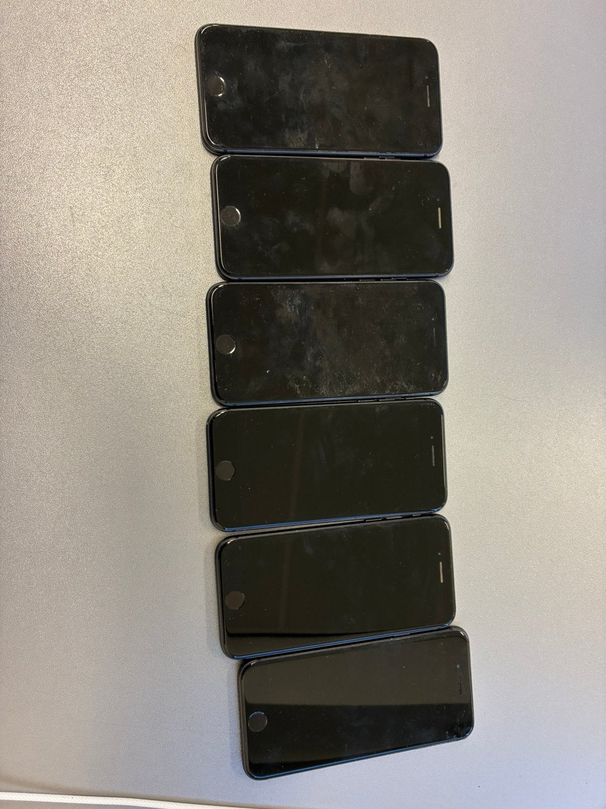 6x iPhone 8 64GB incl opladers goede staat, Telecommunicatie, Mobiele telefoons | Apple iPhone, Gebruikt, Zwart, Ophalen of Verzenden