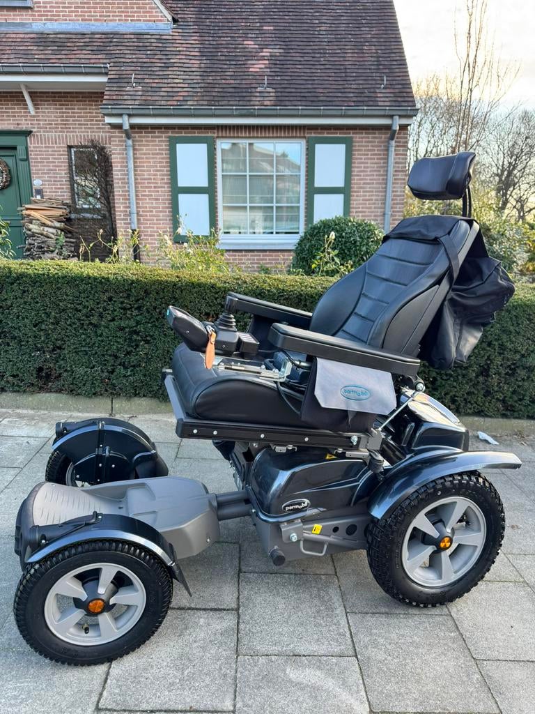 Permobil X850 Electrische rolstoel off-road Rolwagen 2022, Ophalen of Verzenden, Inklapbaar, Zo goed als nieuw, Elektrische rolstoel