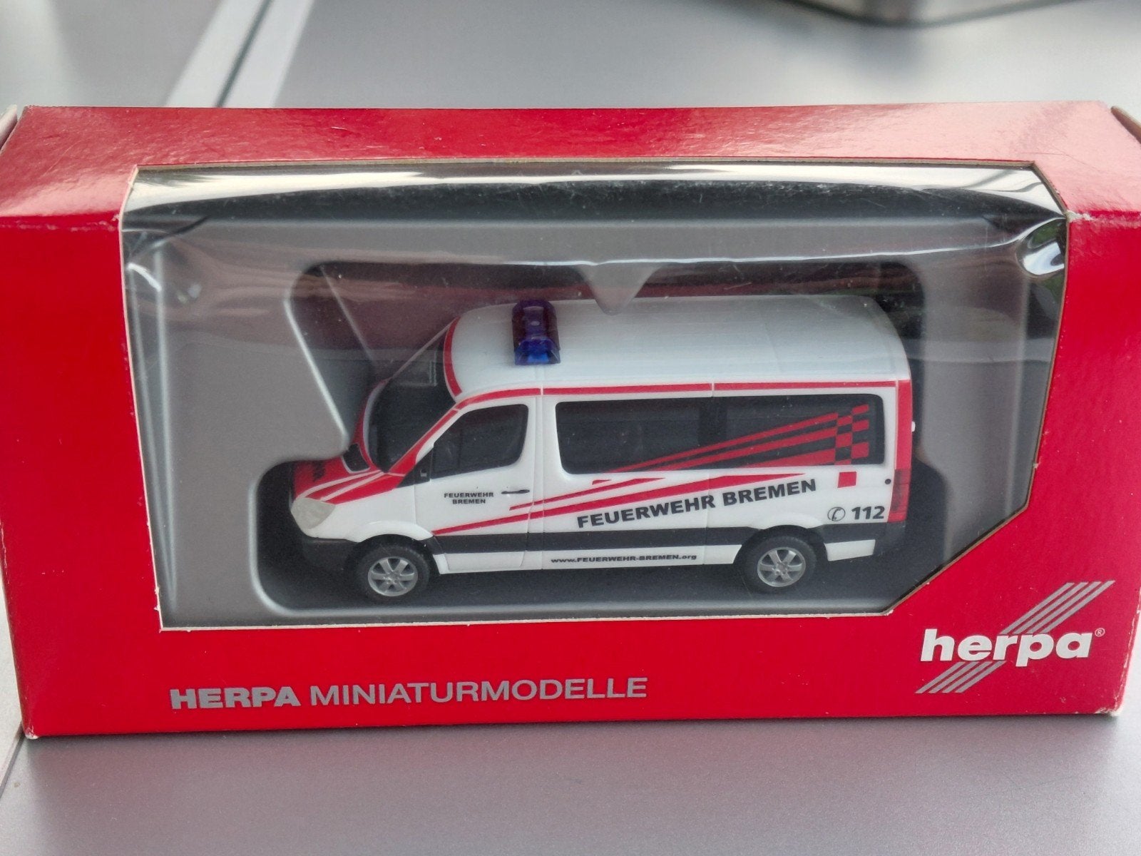 Herpa Mercedes Sprinter 06 Feuerwehr Bremen modelauto, Ophalen of Verzenden, Nieuw, Bus of Vrachtwagen, Herpa