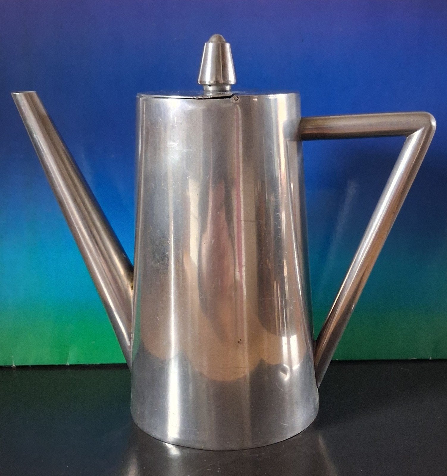 Theepot. Art Deco. Verchroomd messing. Merktekens.  18 cm., Antiek en Kunst, Antiek | Servies los, Ophalen