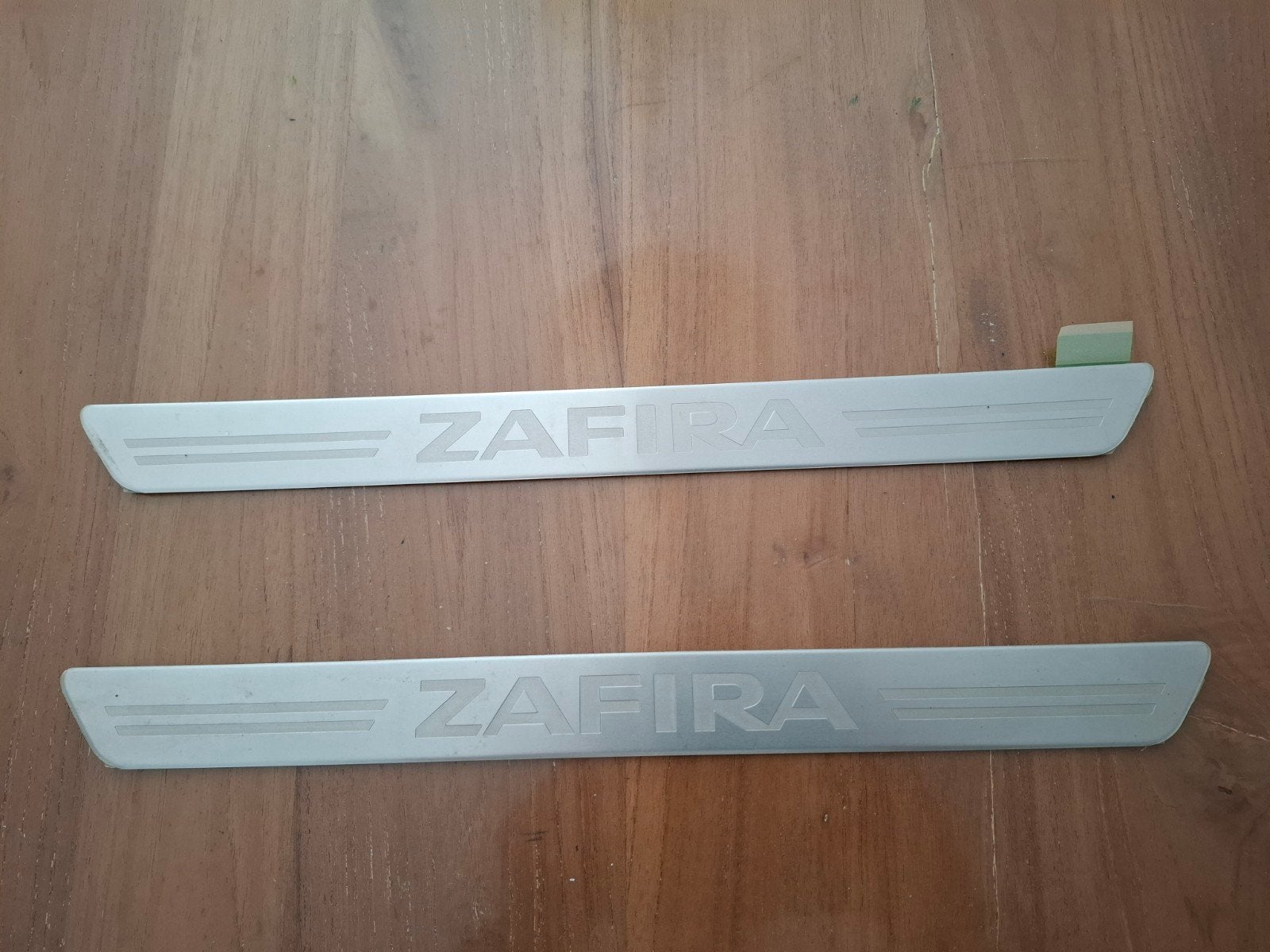 Dorpellijst Opel Zafira nieuw 2 stuks, Auto-onderdelen, Ophalen of Verzenden, Nieuw, Opel