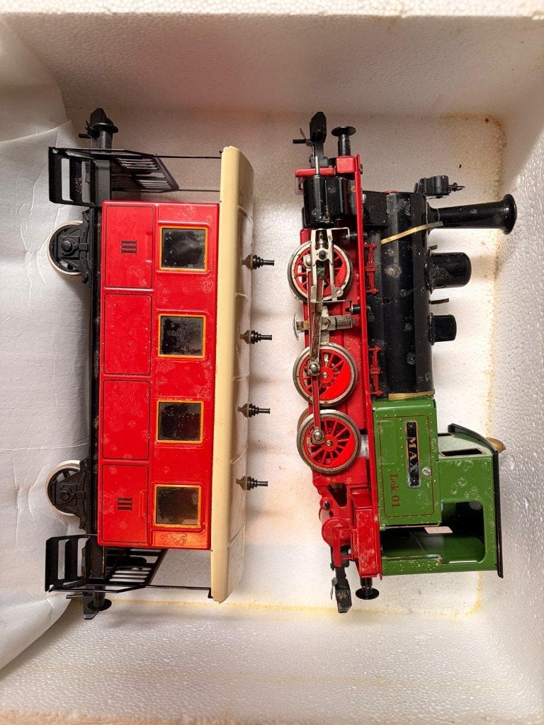 Te koop aangeboden: Marklin Maxi Stoomlocomatief Spoor 1, Ophalen, Wisselstroom, Gebruikt, Wagon