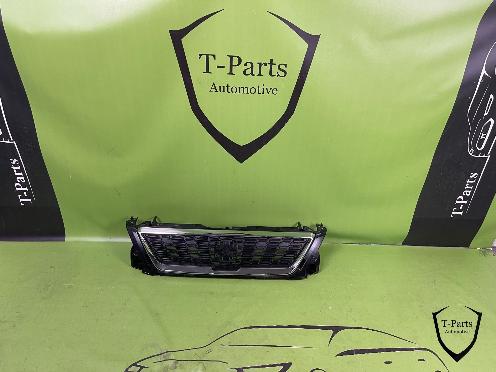 Seat ibiza 6F grille NIEUW 17+ voorbumper bumper gril chrome, Info@fabrikant.eu, Fabrikant BV, Voor, Nieuw