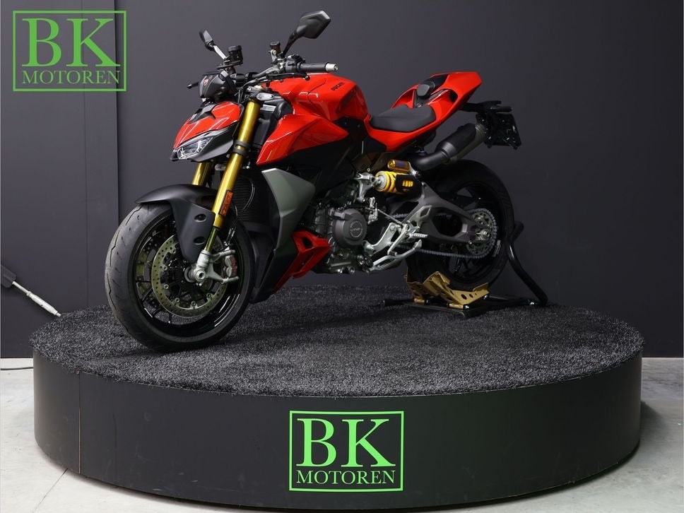*VERKOCHT* DUCATI STREETFIGHTER V2 S | BTW Motor, DUCATI, 2 cilinders, 890 cc, Motorrijbewijs A