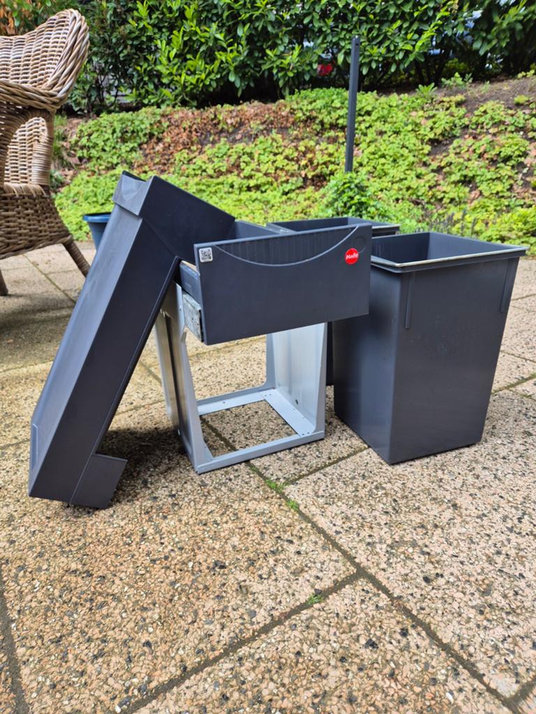 Inbouwprullenbak Hailo Ecoline, Huis en Inrichting, Woonaccessoires | Prullenbakken, Ophalen, Zo goed als nieuw, Kunststof, Minder dan 50 cm