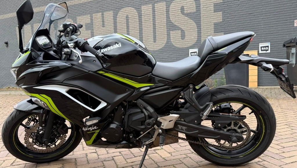 Kawasaki Ninja 650 (A2 - 35KW) met ABS, Motoren, Motoren | Kawasaki, 2 cilinders, 649 cc, Gebruikt, Meer dan 35 kW