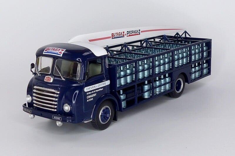 LATIL/Saviem H14 A1 met gasflessen Butagaz IXO/Altaya 1:43, Ophalen of Verzenden, Nieuw, Bus of Vrachtwagen, Overige merken