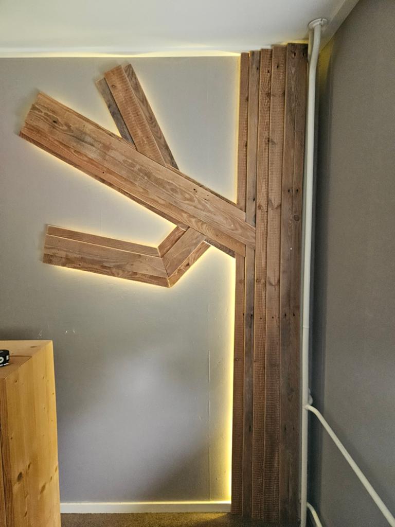 Decoratieve steigerhoutenboom met led-verlichting, Ophalen, Hout, 230 cm, Zo goed als nieuw