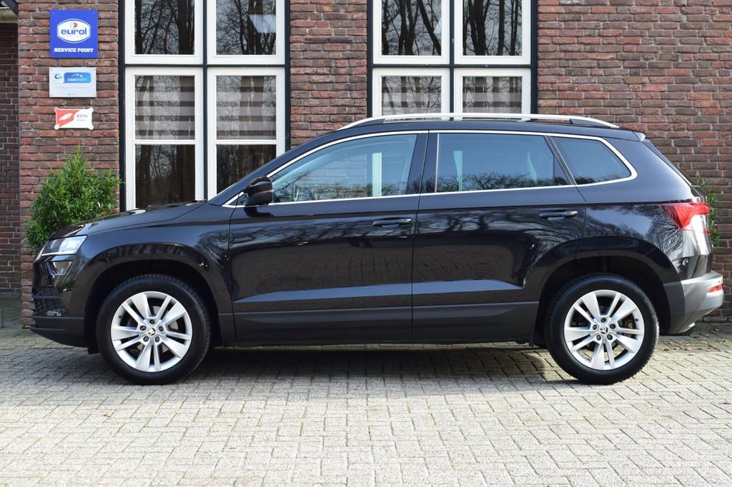 Skoda Karoq 1.0 TSI Business Edition Plus Camera | App conne, Voorwielaandrijving, Lichtsensor, Gebruikt, Met garantie (alle)