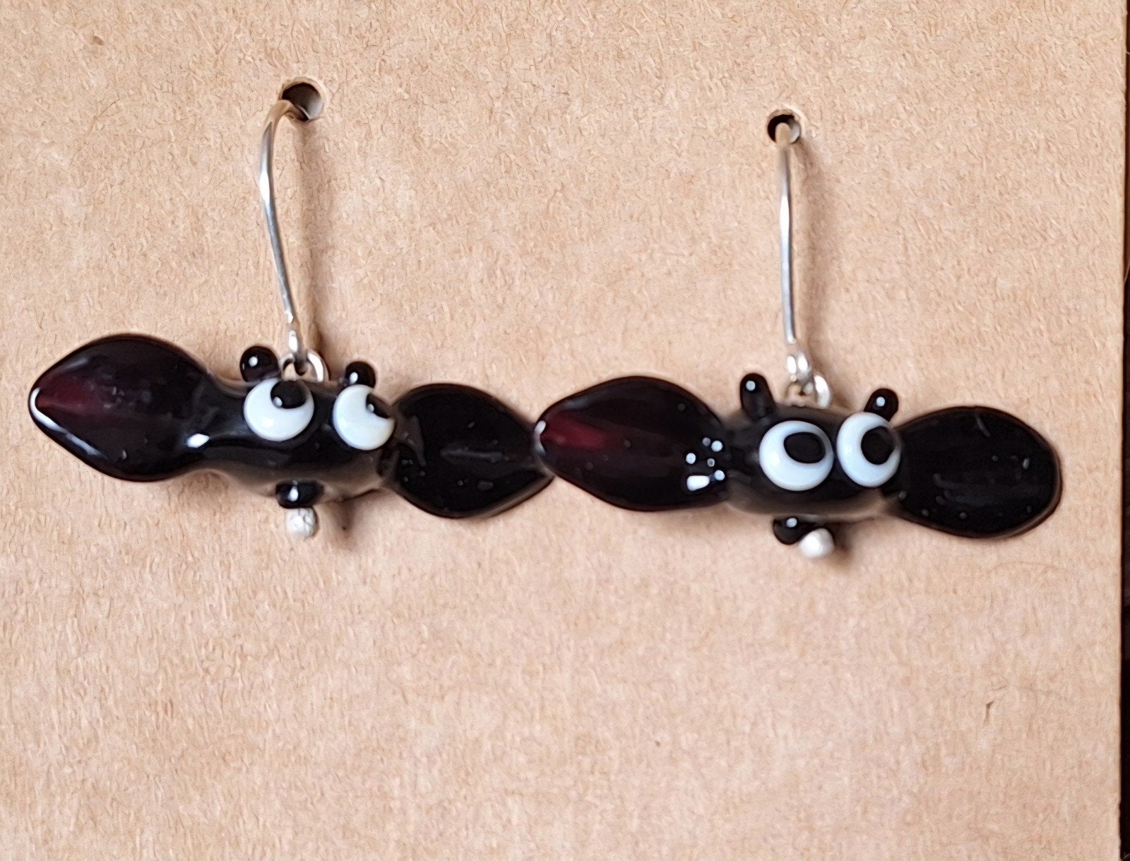 oorbellen met handgemaakte vleermuizen van glas, Hangers, Verzenden, Zwart, Nieuw