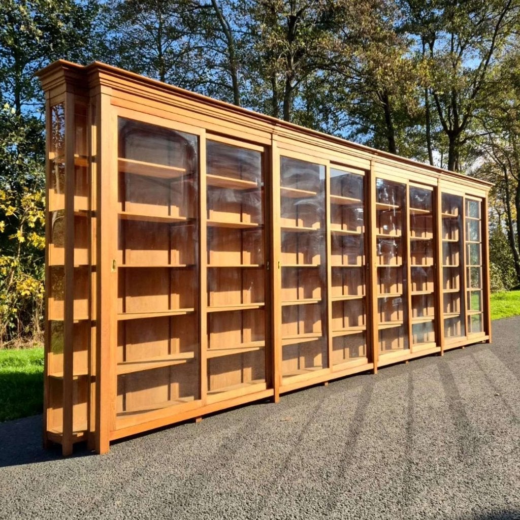 Gigantisch! Museumkast | Winkelkast | Winkelinrichting #2207, Huis en Inrichting, Kasten | Vitrinekasten, Niet ingevuld, Met deur(en)