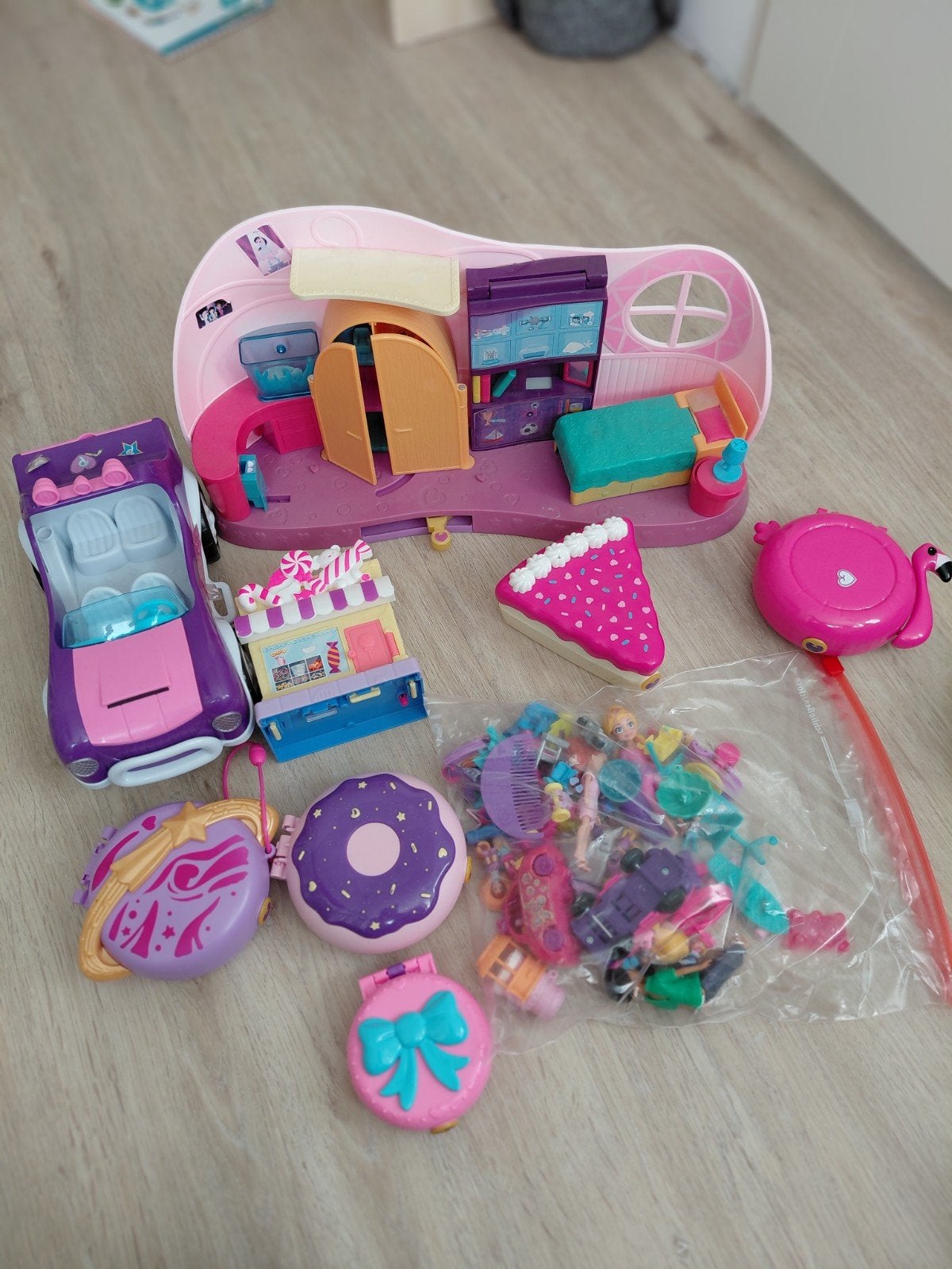 Grote Polly Pocket set met huis, auto en accessoires, Ophalen of Verzenden, Gebruikt, Meisje